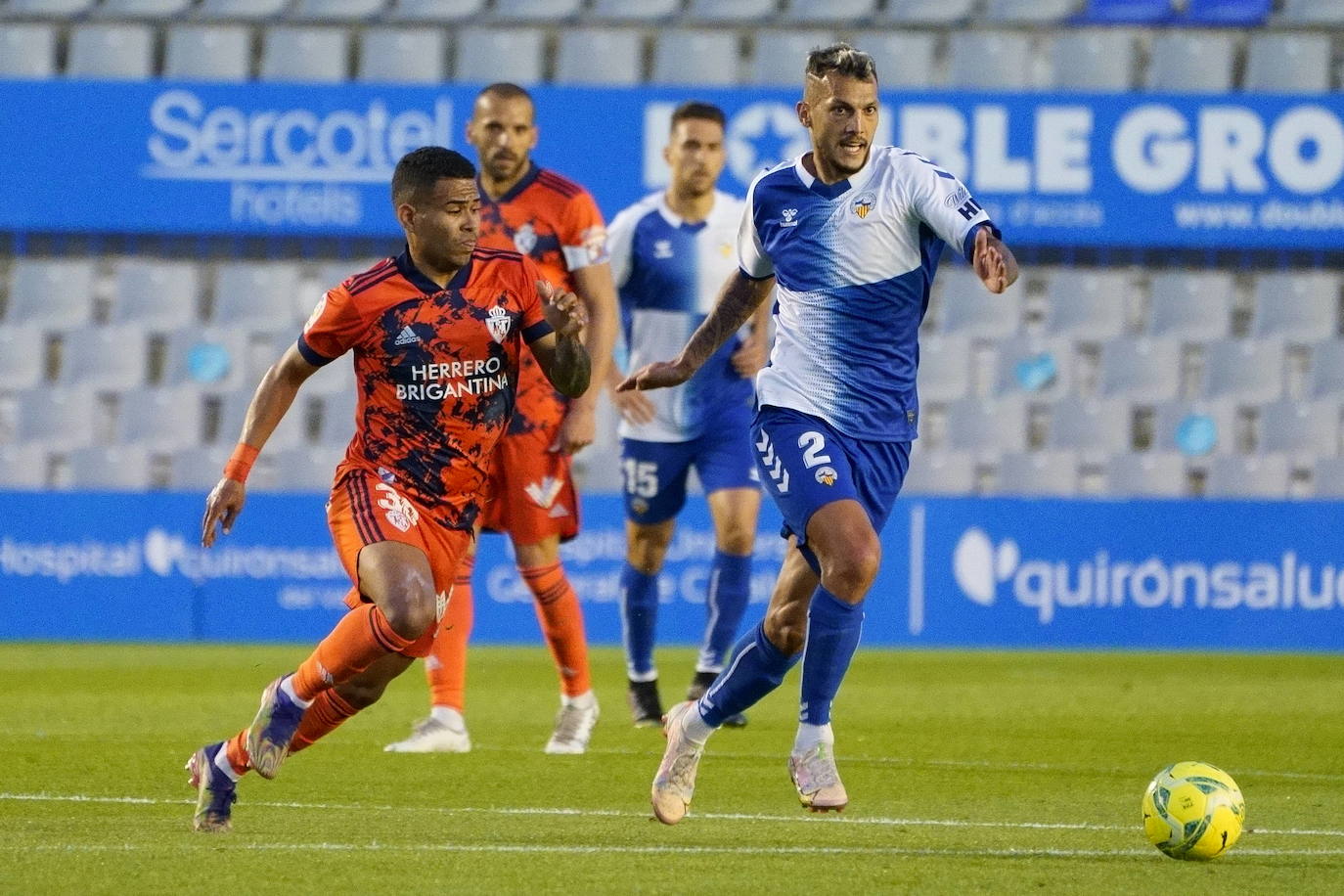 La SD Ponferradina visita la Nova Creu Alta para medirse al CE Sabadell en el último partido a domicilio del curso.