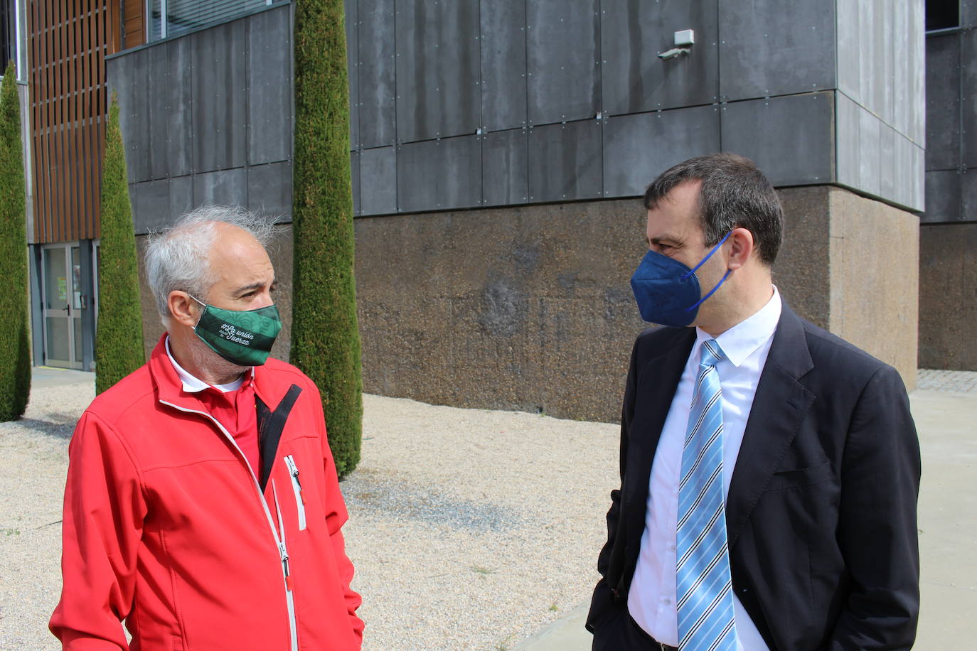 El hangar dedicado a la investigación estará listo a finales de verano en el campus de Vegazana 