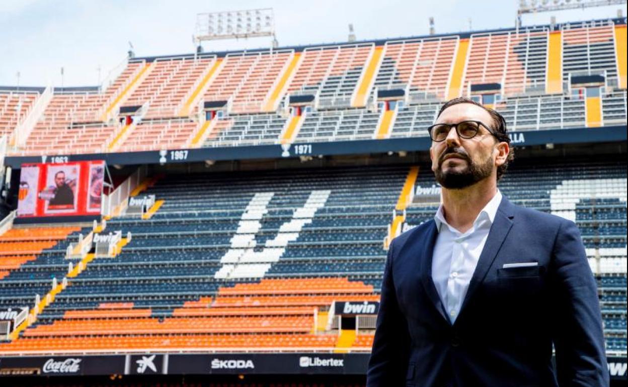 José Bordalás, en Mestalla durante su presentación como técnico del Valencia.