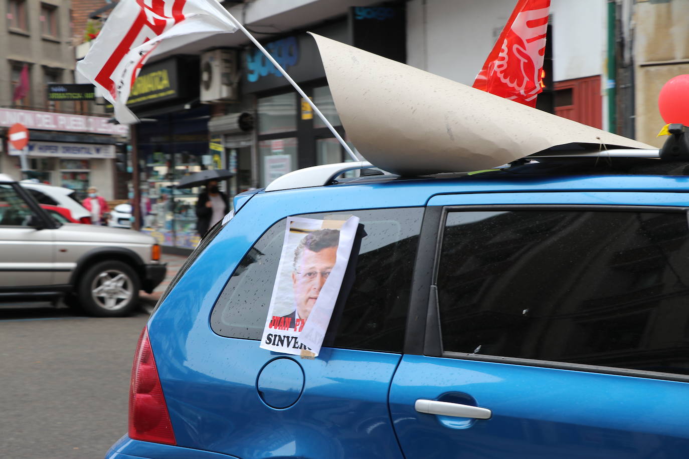 Fotos: Los trabajadores de Ovejeron vuelven a las calles