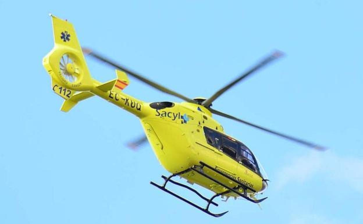 El helicóptero de Sacyl, bloqueado por falta de previsión, realiza 'cero traslados' al Hospital en siete días