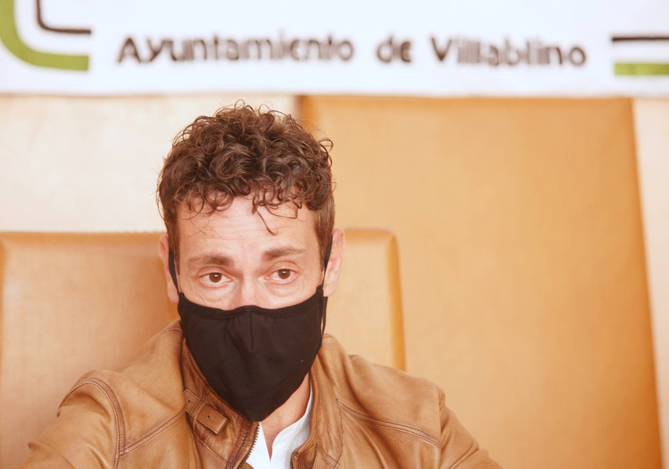 Fotos: Visita de la consejera de Empleo e Industria a Villablino