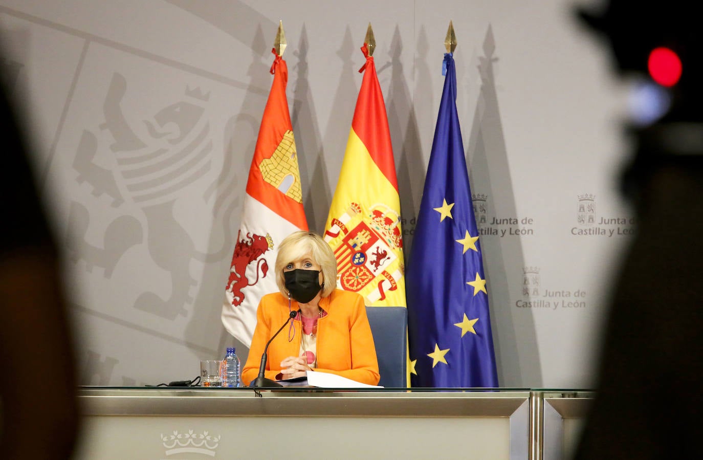 La consejero de Sanidad informa sobre la actualidad epidemiológica en Castilla y León.