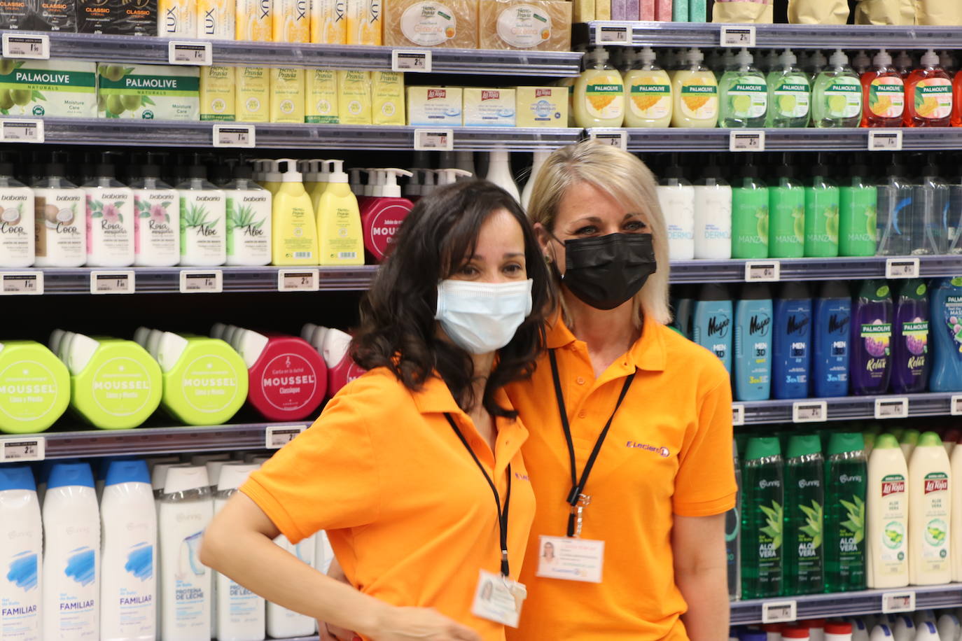 La cadena E.Leclerc estrena su quinto supermercado en el Alfoz con varias personalidades en su inauguración.