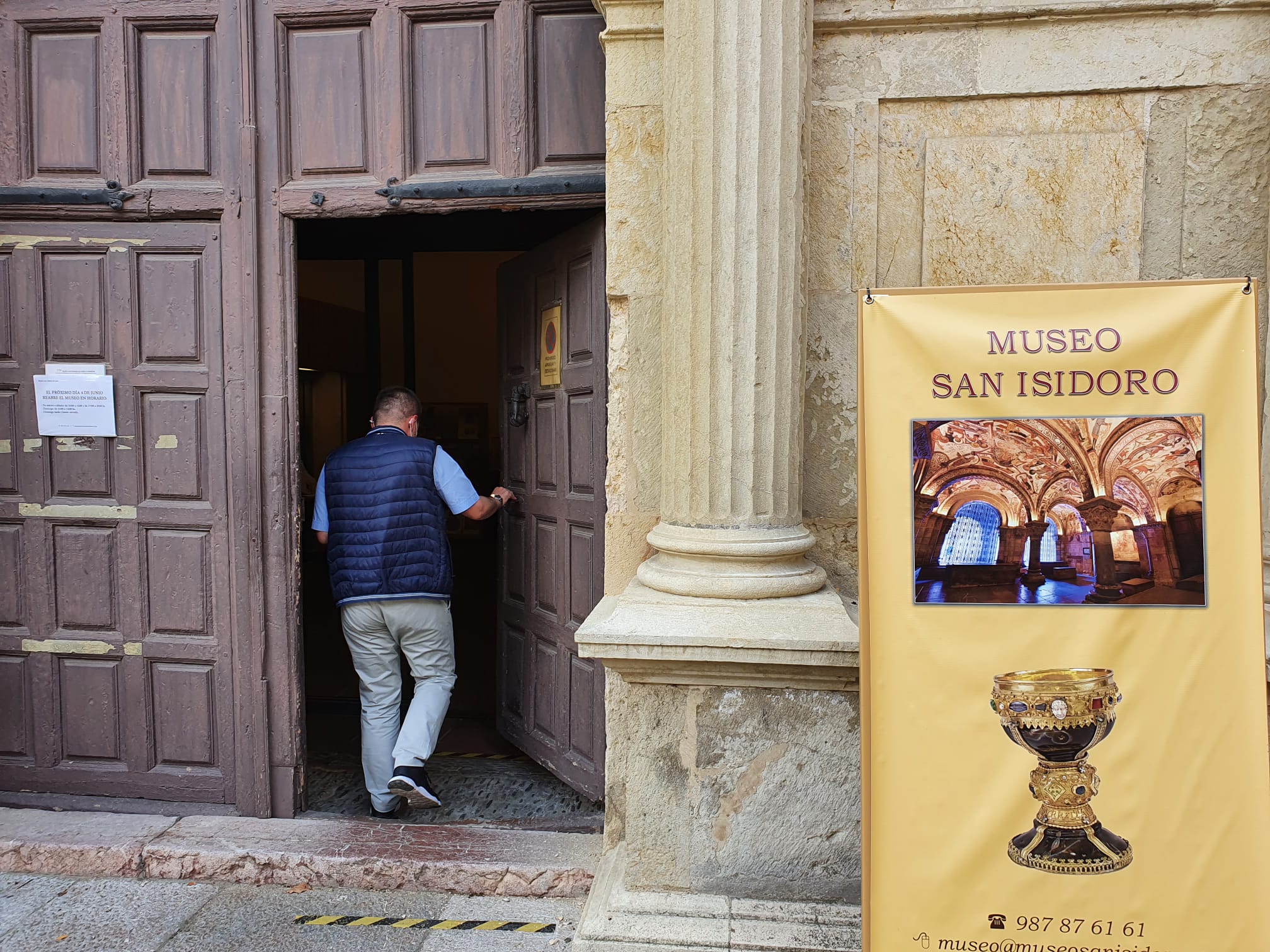 Los tesoros de la ciudad vuelven a la vista de los leoneses y turistas