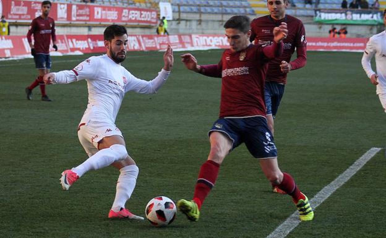 Saúl González, en un partido con la Cultural.