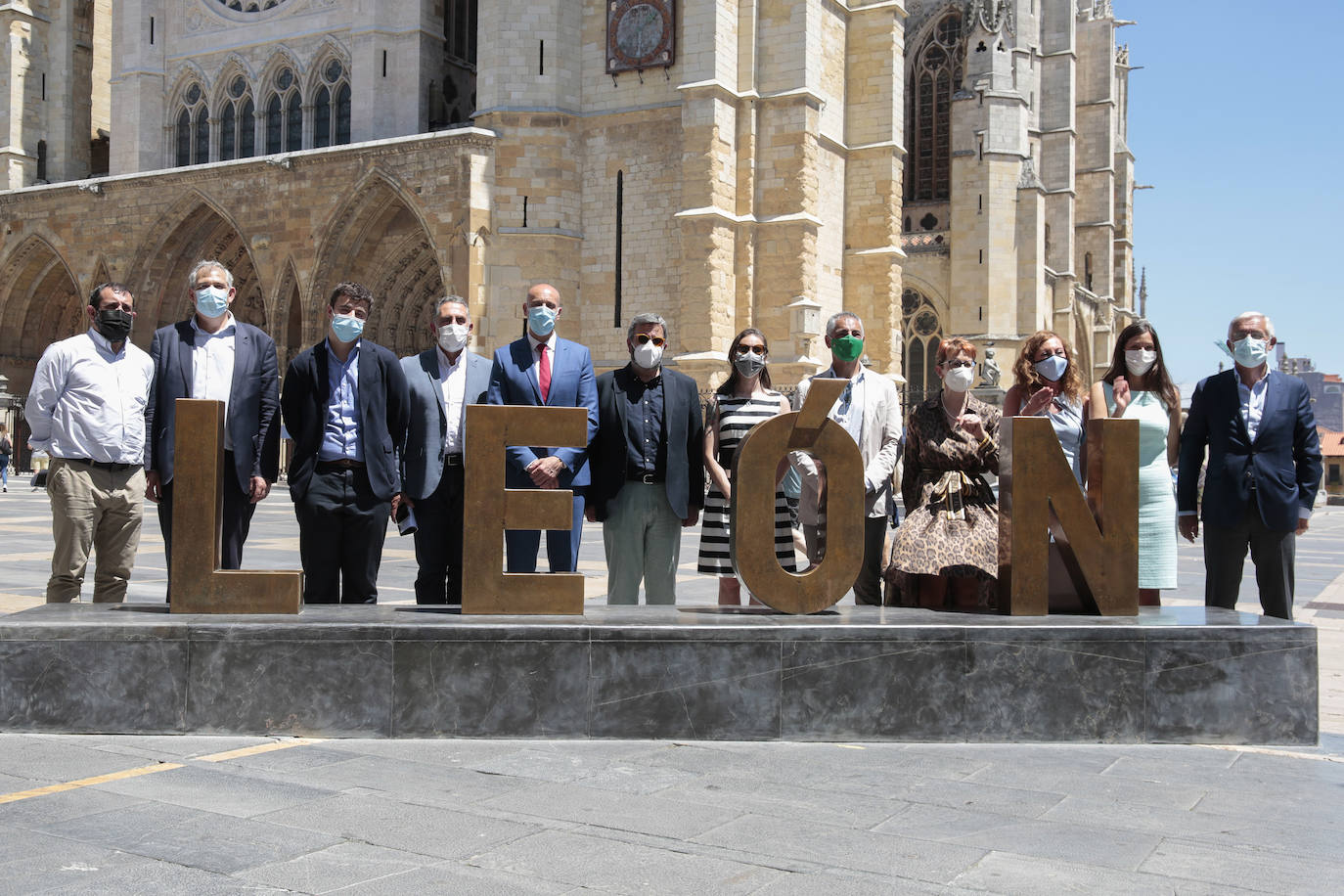 El torneo presenta su nueva edición a los pies de la Catedral y repetirá su formato online