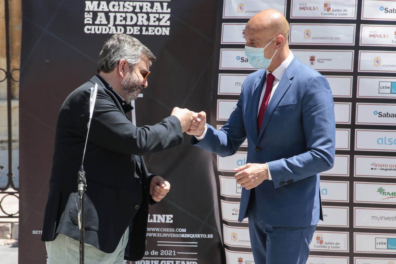 El torneo presenta su nueva edición a los pies de la Catedral y repetirá su formato online