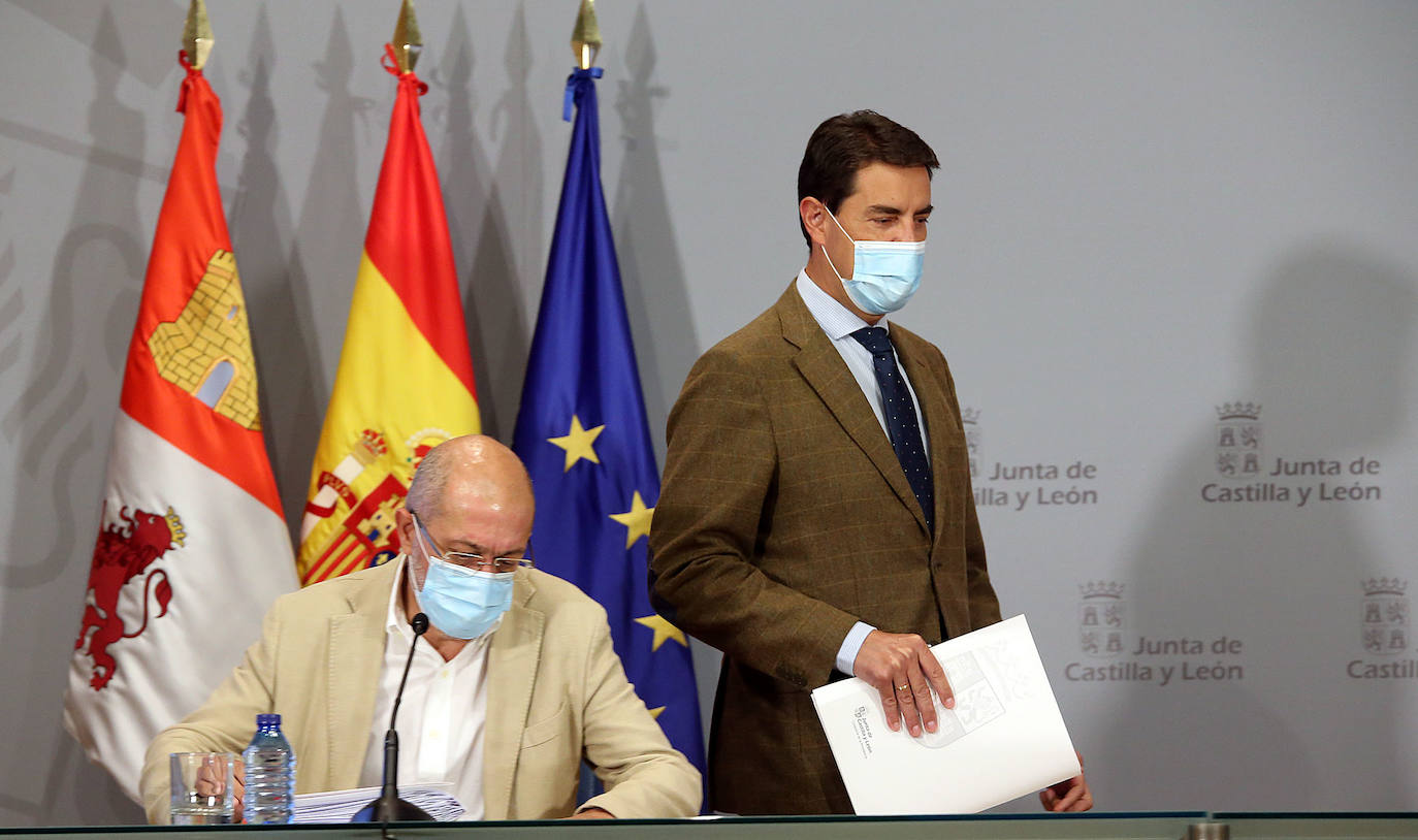 El vicepresidente, portavoz y consejero de Transparencia, Ordenación del Territorio y Acción Exterior, Francisco Igea, comparece en rueda de prensa posterior al Consejo de Gobierno
