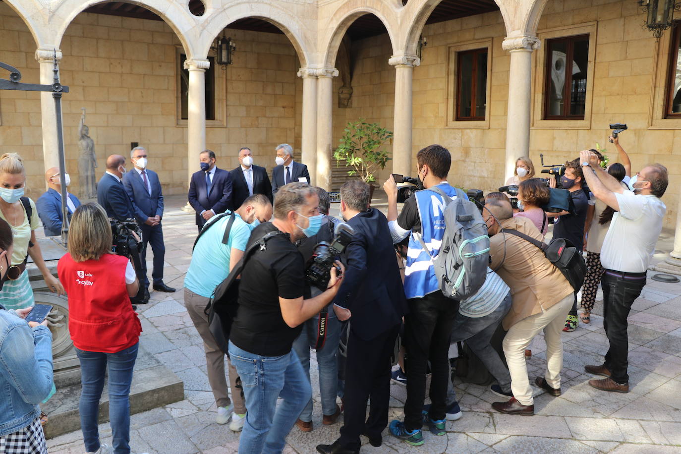 Fotos: Ábalos visita la capital leonesa