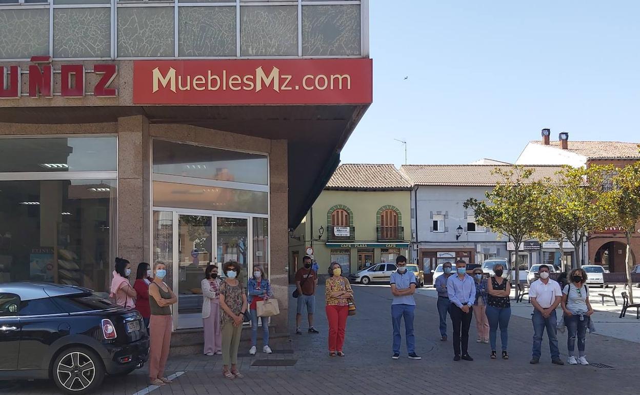 Minuto de silencio en Valencia de Don Juan.