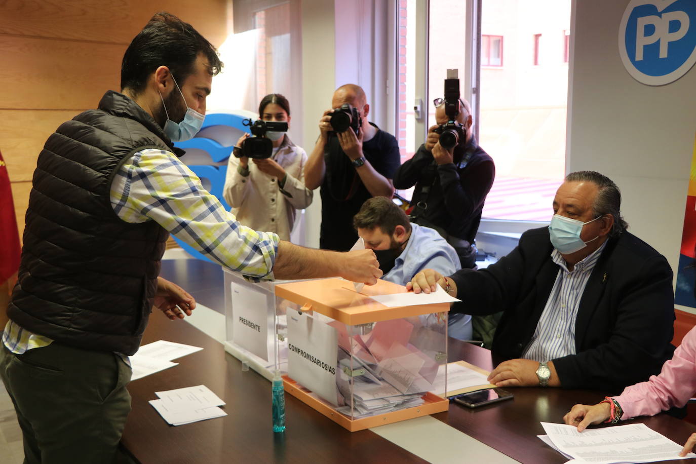 Fotos: Elecciones en el PP de León