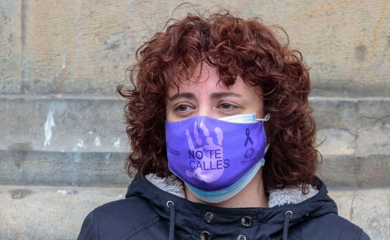 Minuto de silencio en la Subdelegación del Gobierno de León con motivo del Día Internacional de la Eliminación de la Violencia contra la Mujer.