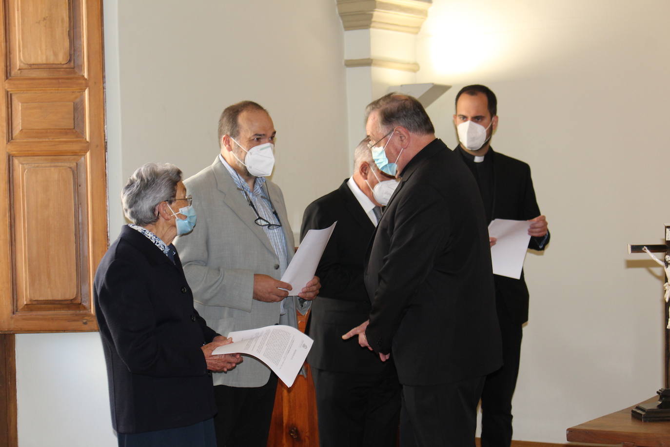 Cuatro delegados episcopales y un nuevo vicario general toman el relevo en el Consejo episcopal en un acto simbólico y cargado de recuerdo e ilusión en el Salón del Trono del Obispado de León