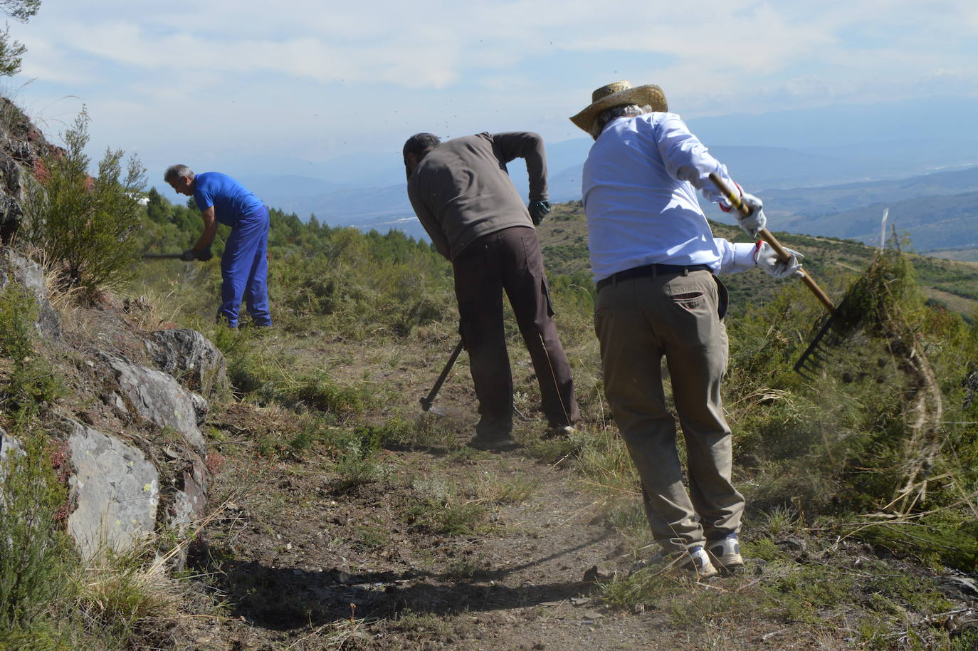 Fotos: Hacendera en el Valle del Oza