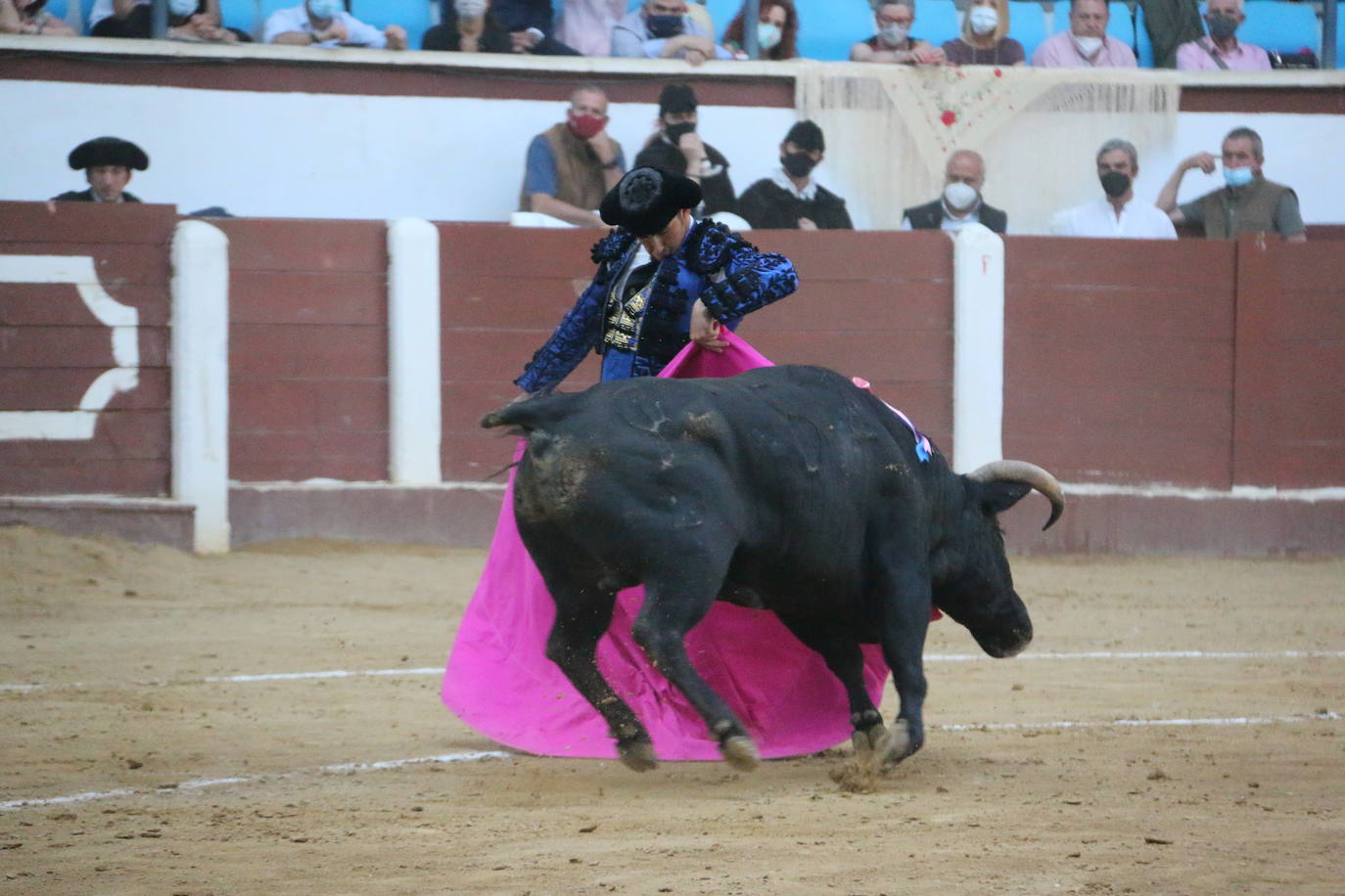 Fotos: Las mejores imágenes del Fandi en la plaza de torros de León