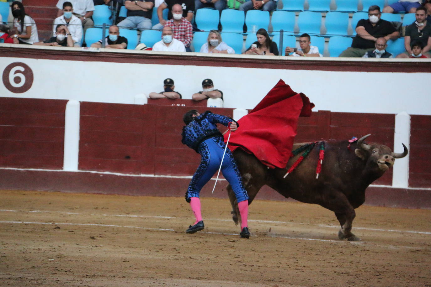 Fotos: Las mejores imágenes del Fandi en la plaza de torros de León