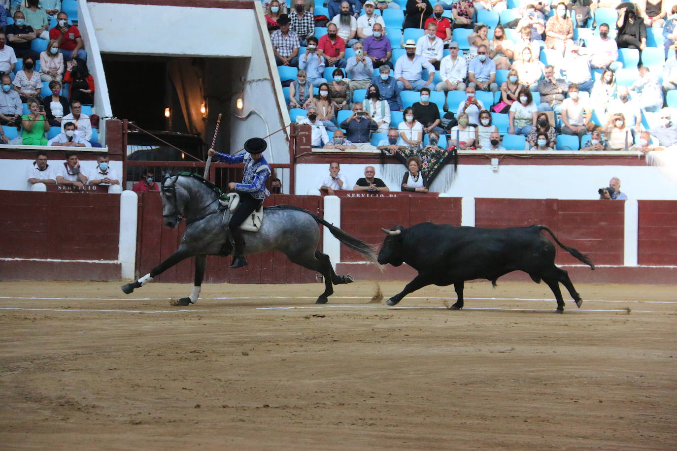 Fotos: Las mejores imágenes de Plablo Hermoso de Mendoza en la plaza de toros de León