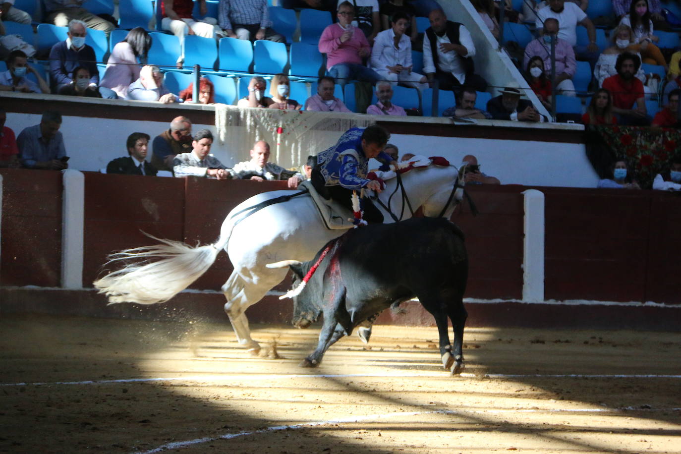 Fotos: Las mejores imágenes de Plablo Hermoso de Mendoza en la plaza de toros de León