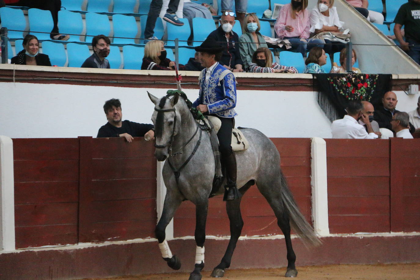 Fotos: Las mejores imágenes de Plablo Hermoso de Mendoza en la plaza de toros de León