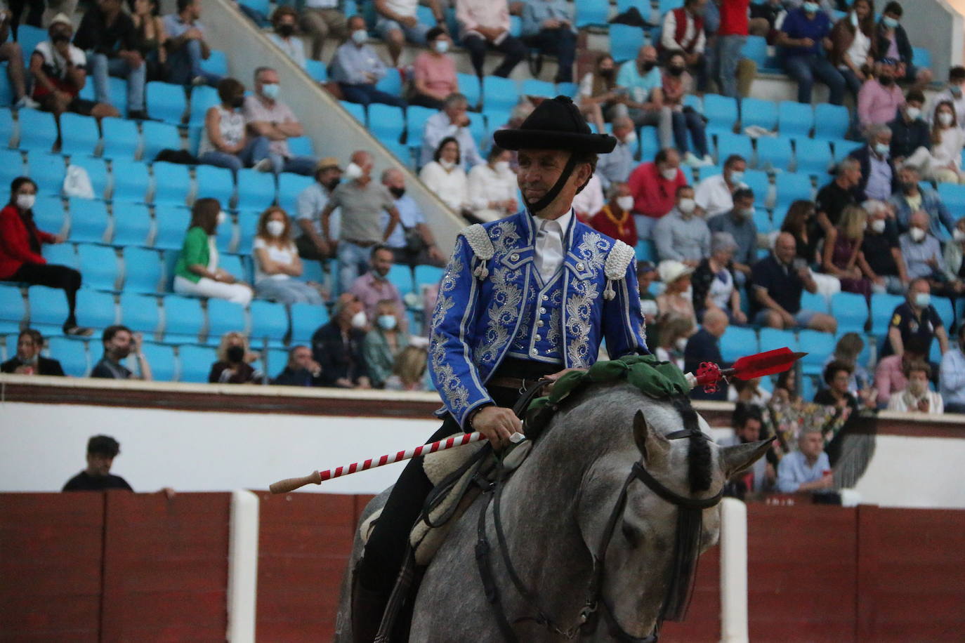 Fotos: Las mejores imágenes de Plablo Hermoso de Mendoza en la plaza de toros de León