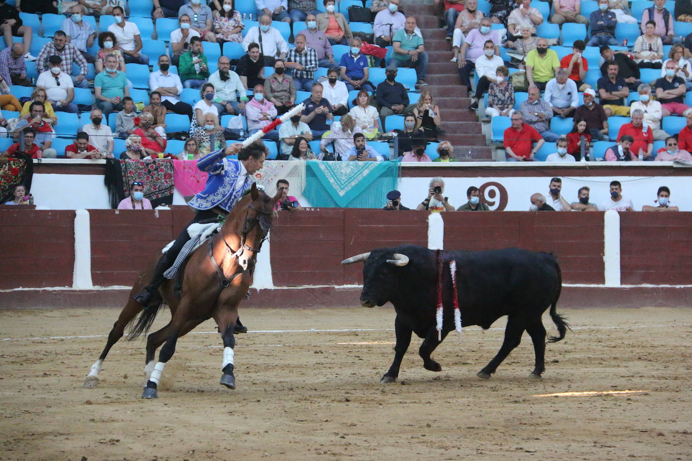 Fotos: Las mejores imágenes de Plablo Hermoso de Mendoza en la plaza de toros de León