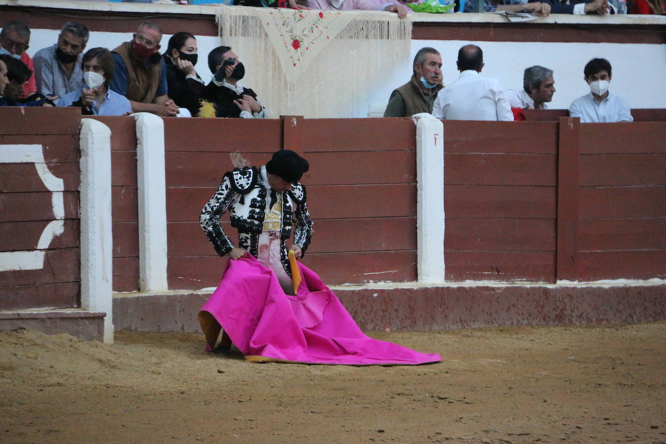 Fotos: Las mejores imágenes de Enrique Ponce en la plaza de toros de León