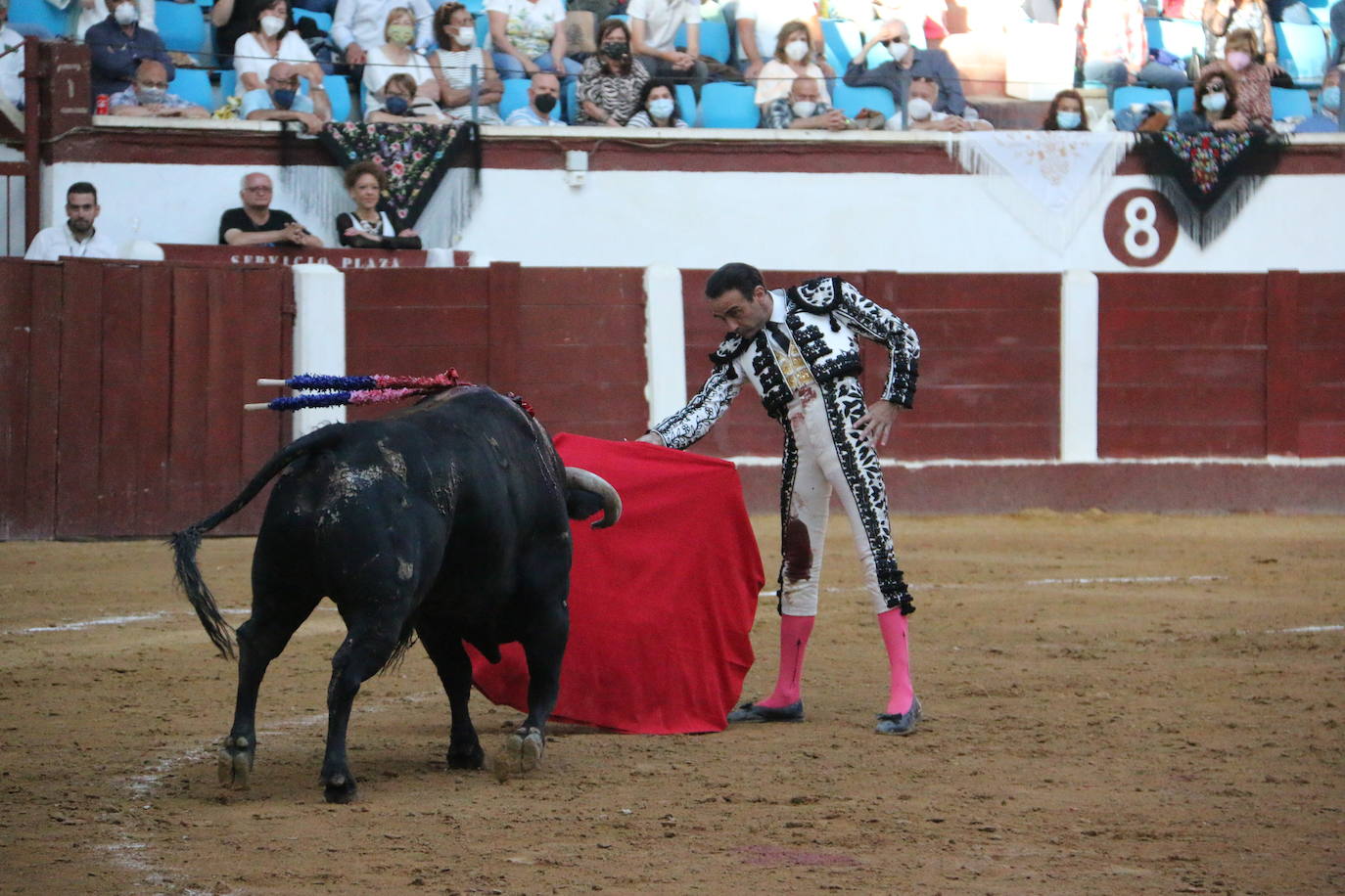 Fotos: Las mejores imágenes de Enrique Ponce en la plaza de toros de León