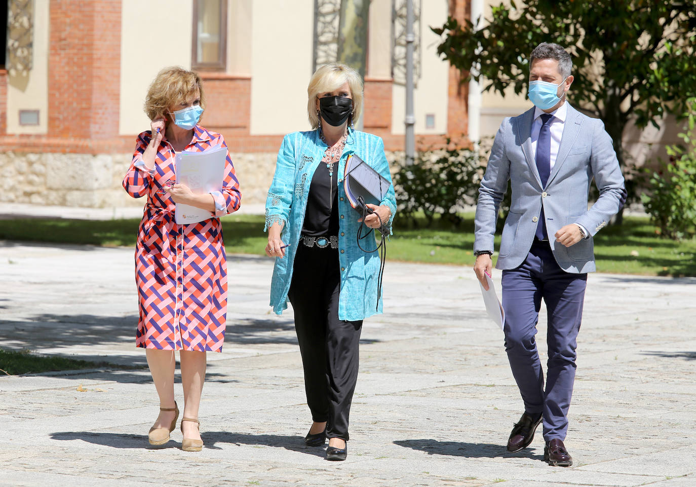 Fotos: La consejera de Sanidad informa sobre la actualidad epidemiológica de Castilla y León