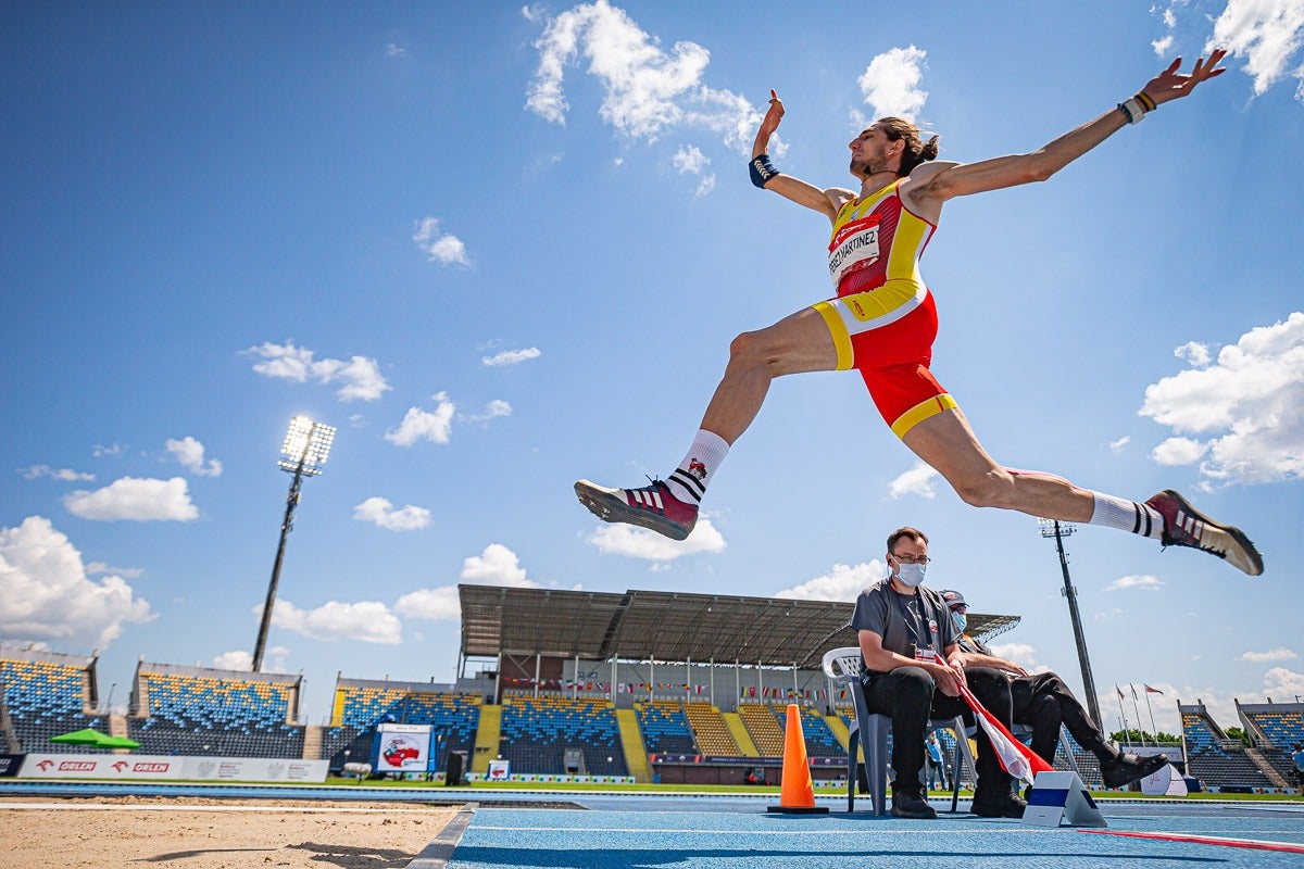 Dani Pérez, en un salto reciente.