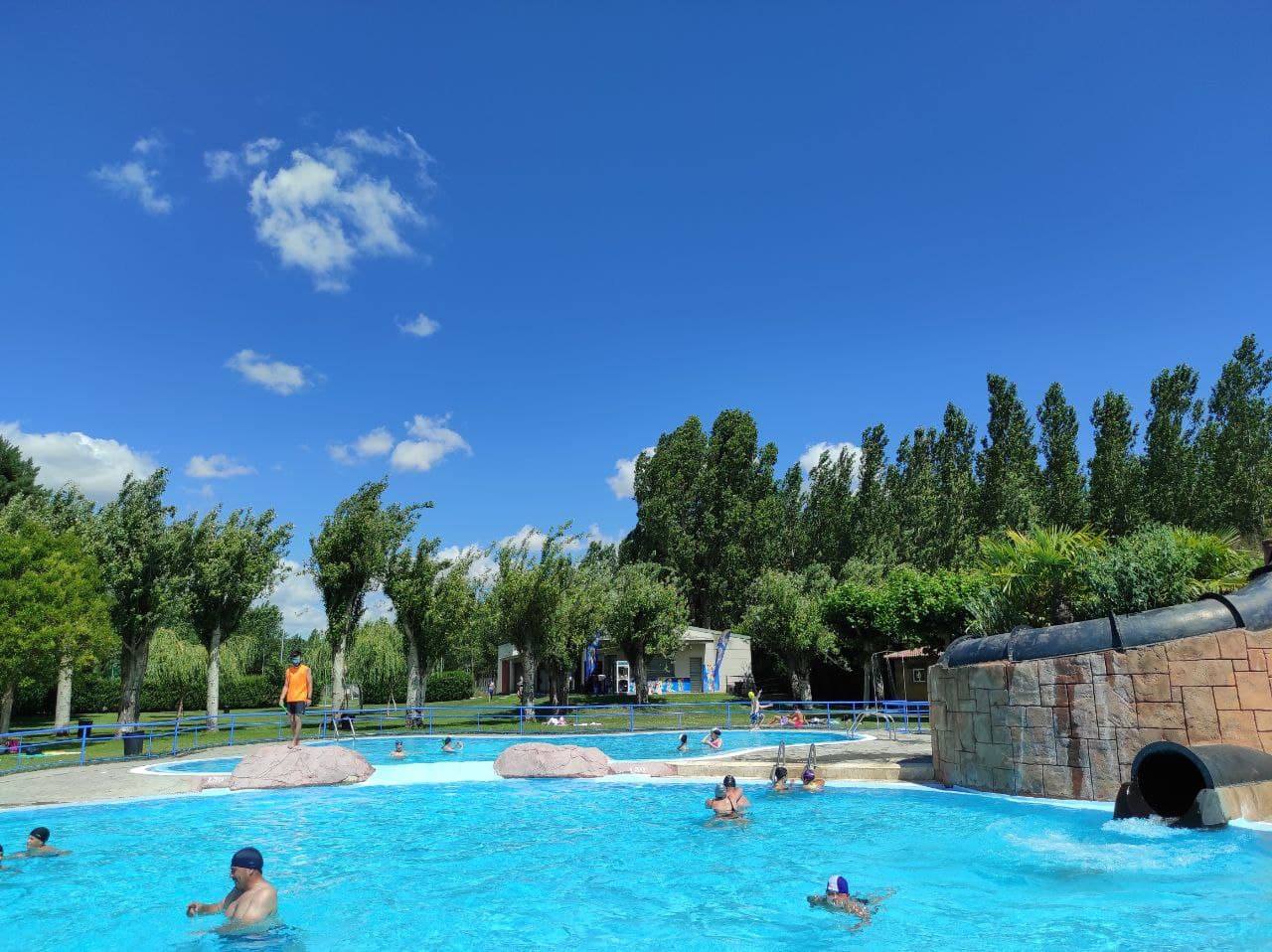 Valencia de Don Juan volverá a disfrutar este verano en sus piscinas. 