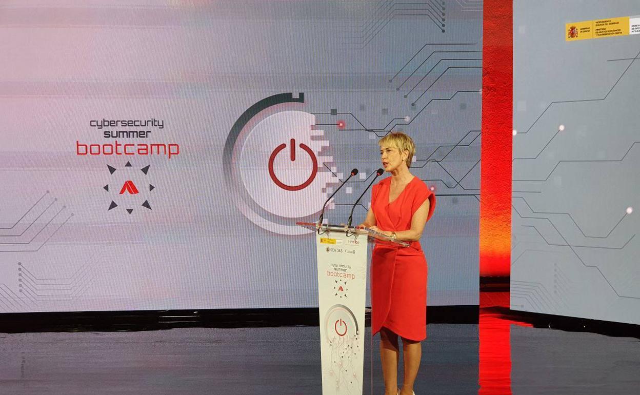 Carme Artigas durante la inauguración de la sexta edición del Cybersecurity Summer BootCamp.