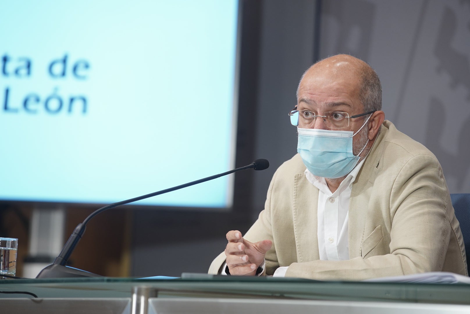 vicepresidente, portavoz y consejero de Transparencia, Ordenación del Territorio y Acción Exterior, Francisco Igea, comparece en rueda de prensa posterior al Consejo de Gobierno