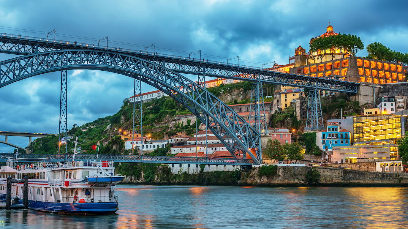 Oporto (Portugal)