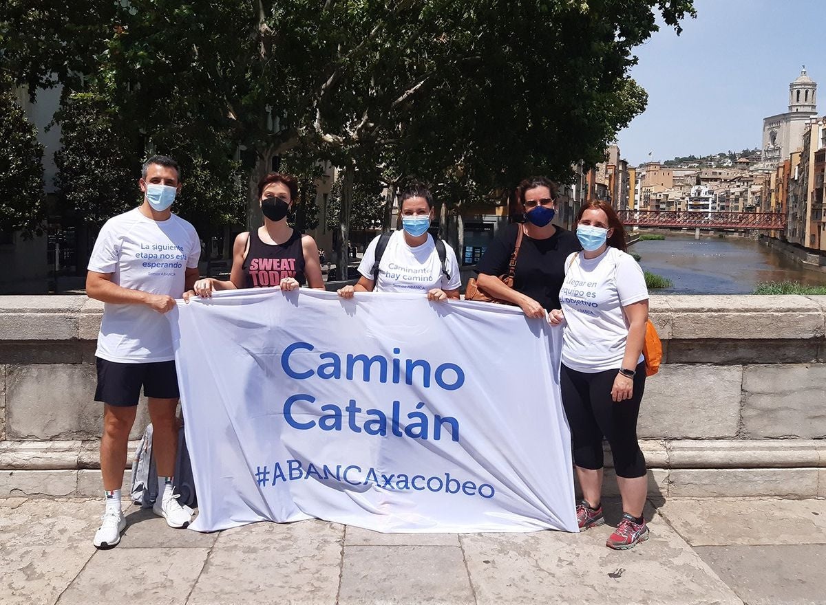 300 empleados de ABANCA emprenden el Camino de Santiago desde 13 tramos diferentes en apoyo al Xacobeo 21-22