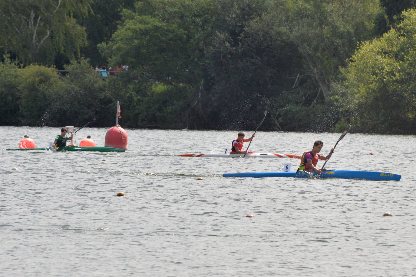 El palista de Villabalter ha logrado dos medallas en el Campeonato de España de Jóvenes Promesas.