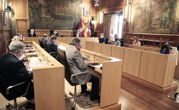 Imagen del Pleno de la Diputación de León. 