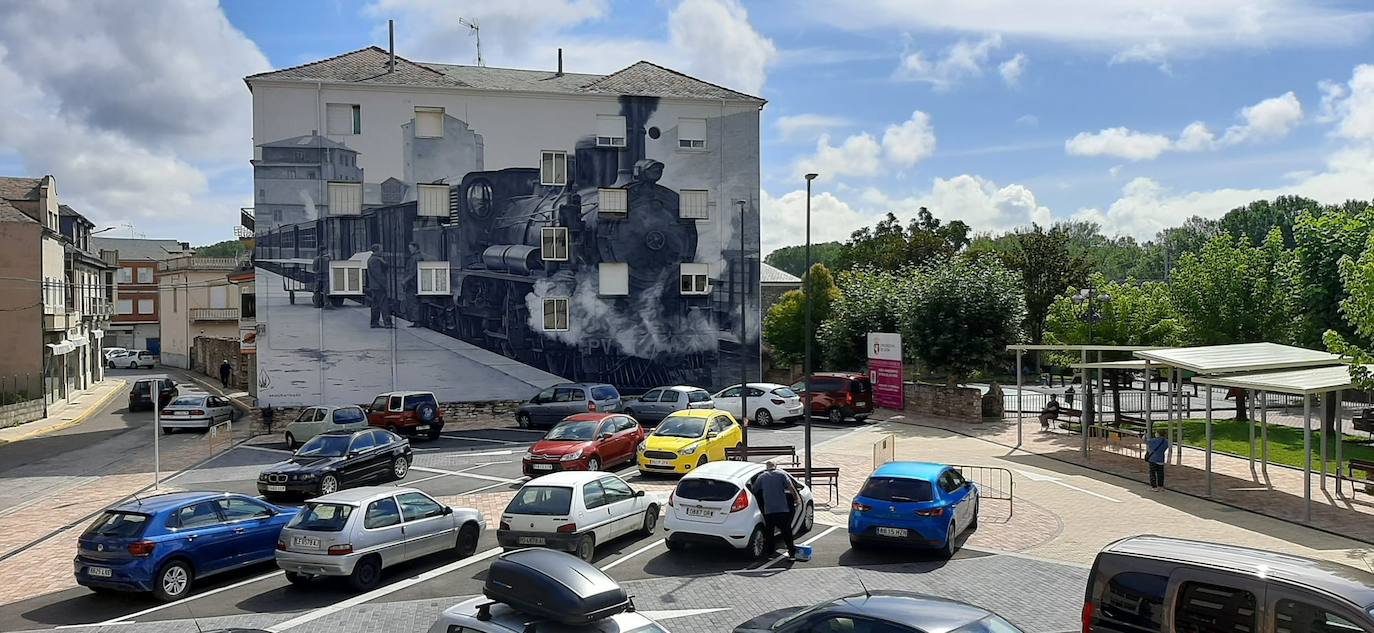 El Ponfeblino vive en Toral de los Vados. 
