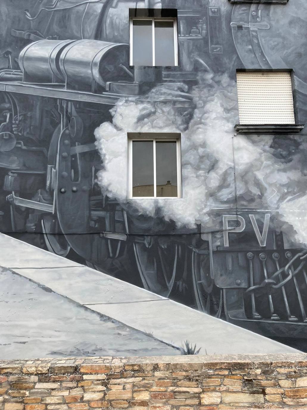 El Ponfeblino vive en Toral de los Vados. 