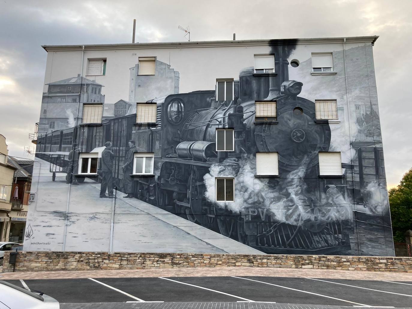 El Ponfeblino vive en Toral de los Vados. 