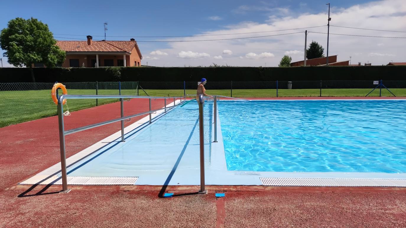 Fotos: Fresno de la Vega, diversión en el agua