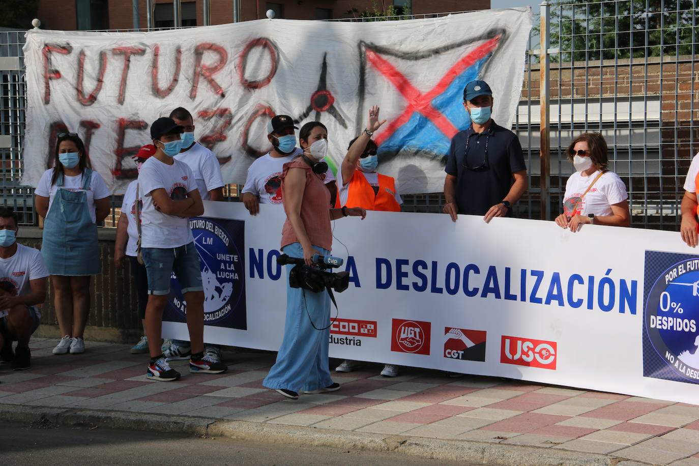 La institución se reúne con las partes en busca de un acuerdo laboral.