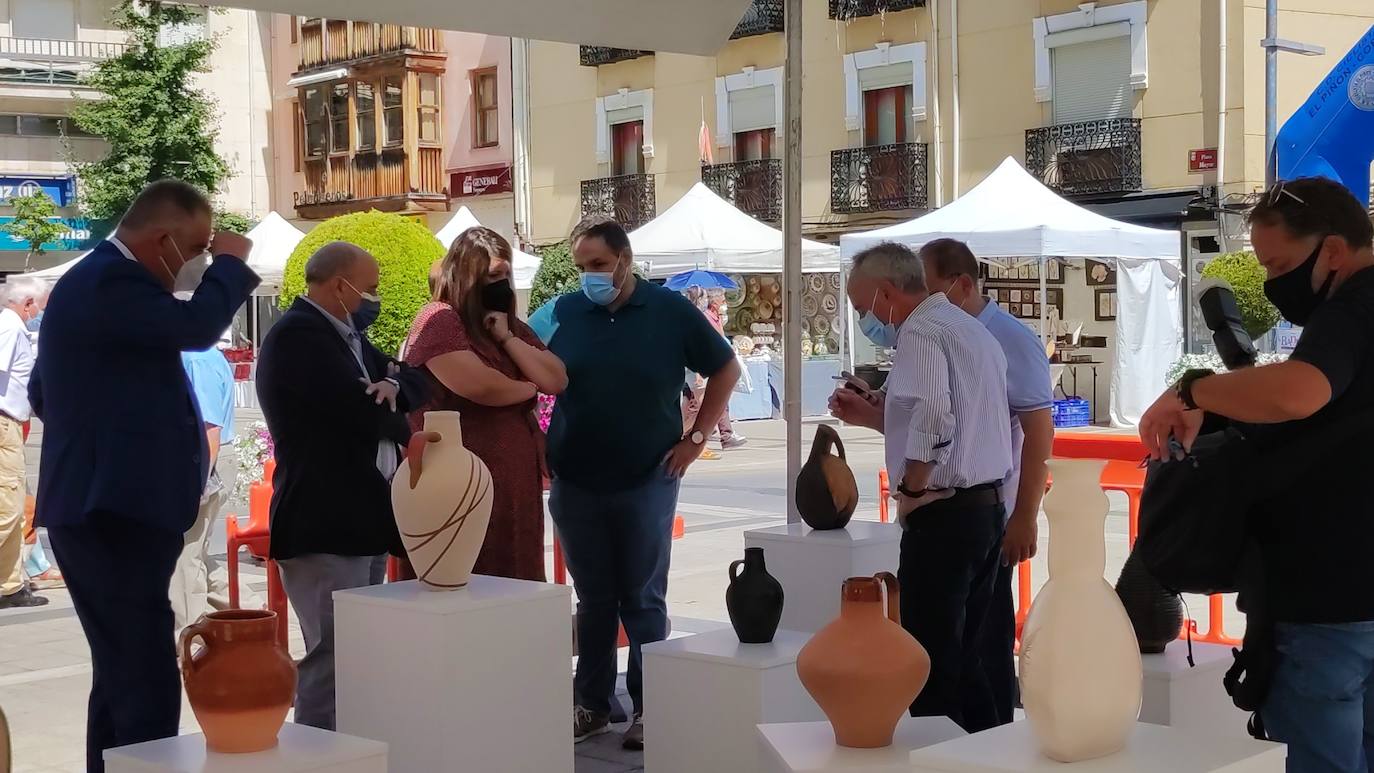 La feria artesana se celebra estos días en la ciudad leonesa.