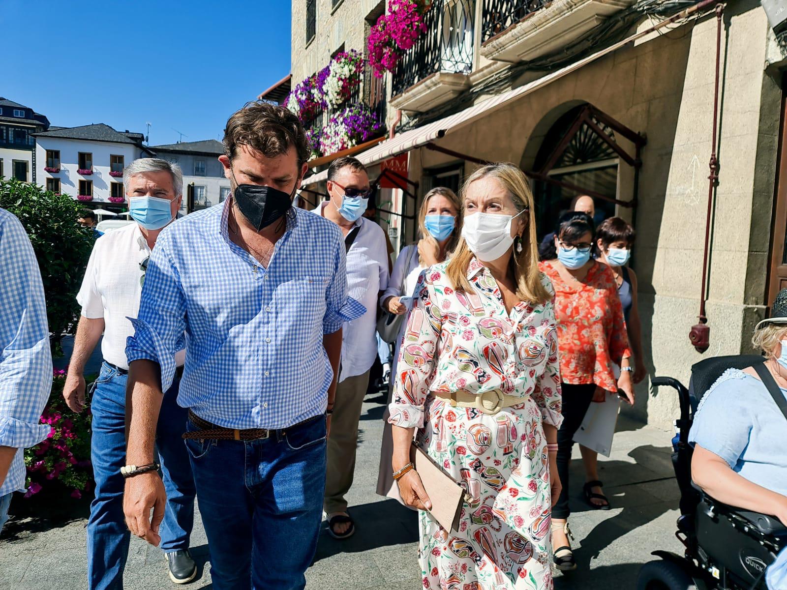 Fotos: Visita de Ana Pastor a Villafranca del Bierzo