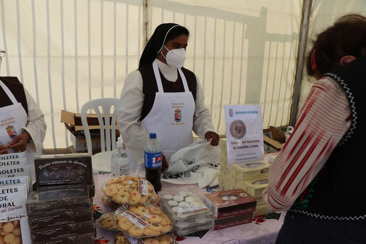 Gradefes ha celebrado la V edición de la feria Dulces del convento de Castilla y León.