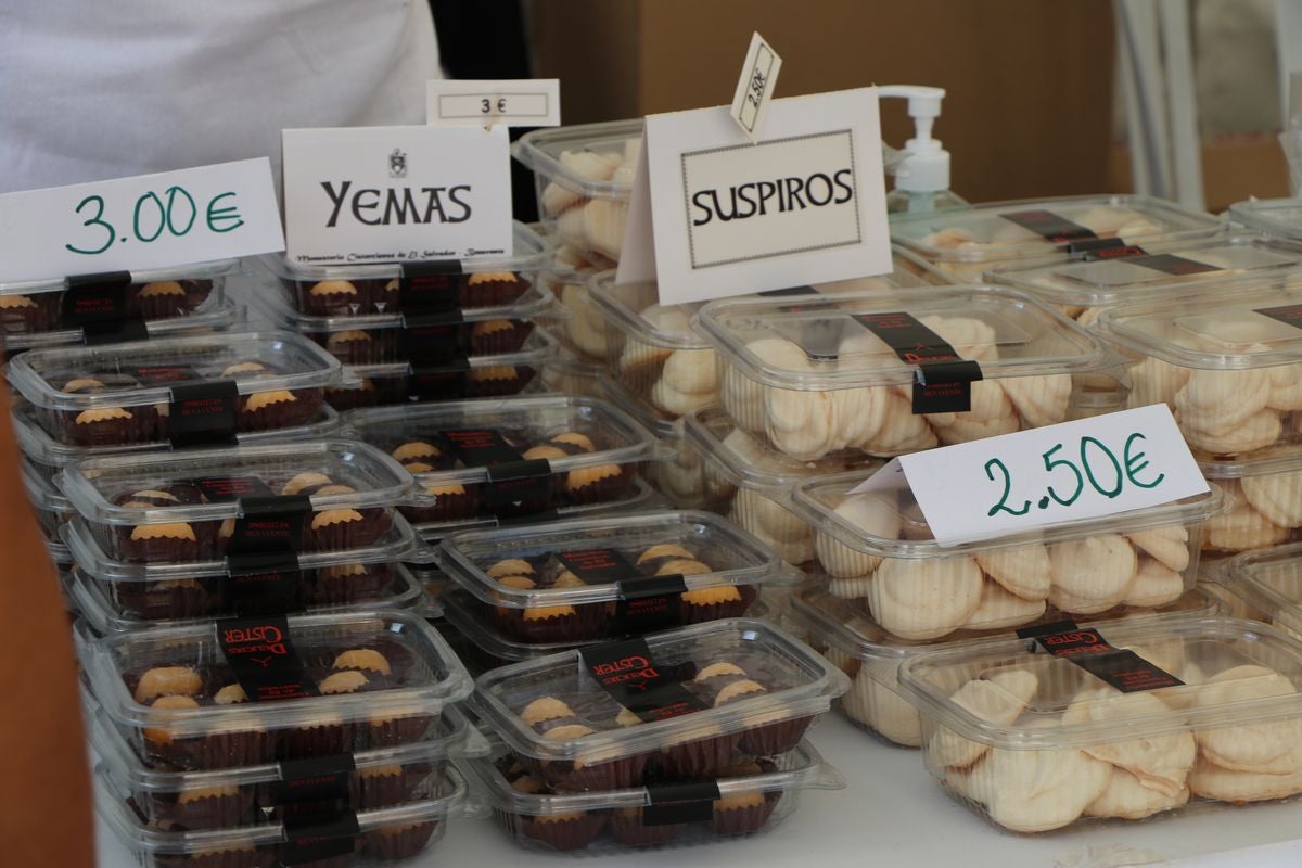 Gradefes ha celebrado la V edición de la feria Dulces del convento de Castilla y León.