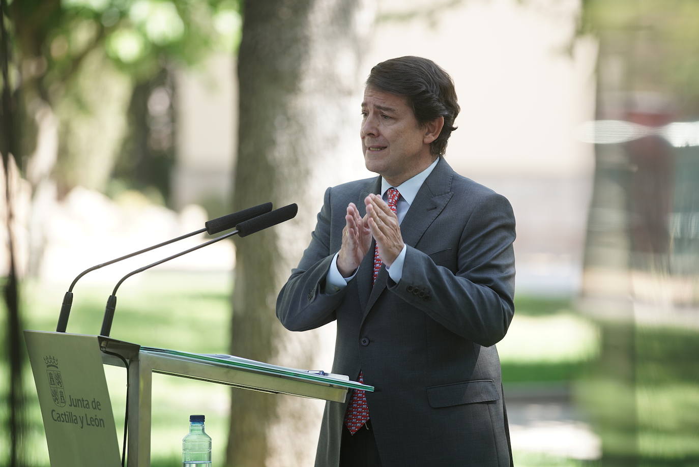 El presidente de la Junta de Castilla y León, Alfonso Fernández Mañueco, ofrece una rueda de prensa sobre el curso político.