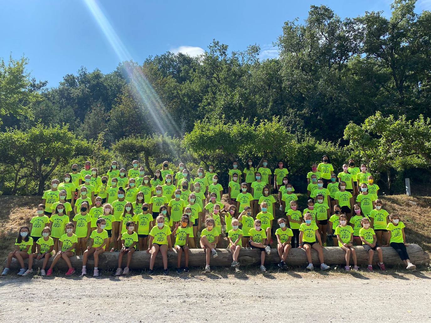 Decenas del niñas participan en este evento que se celebra cada año en La Vecilla.