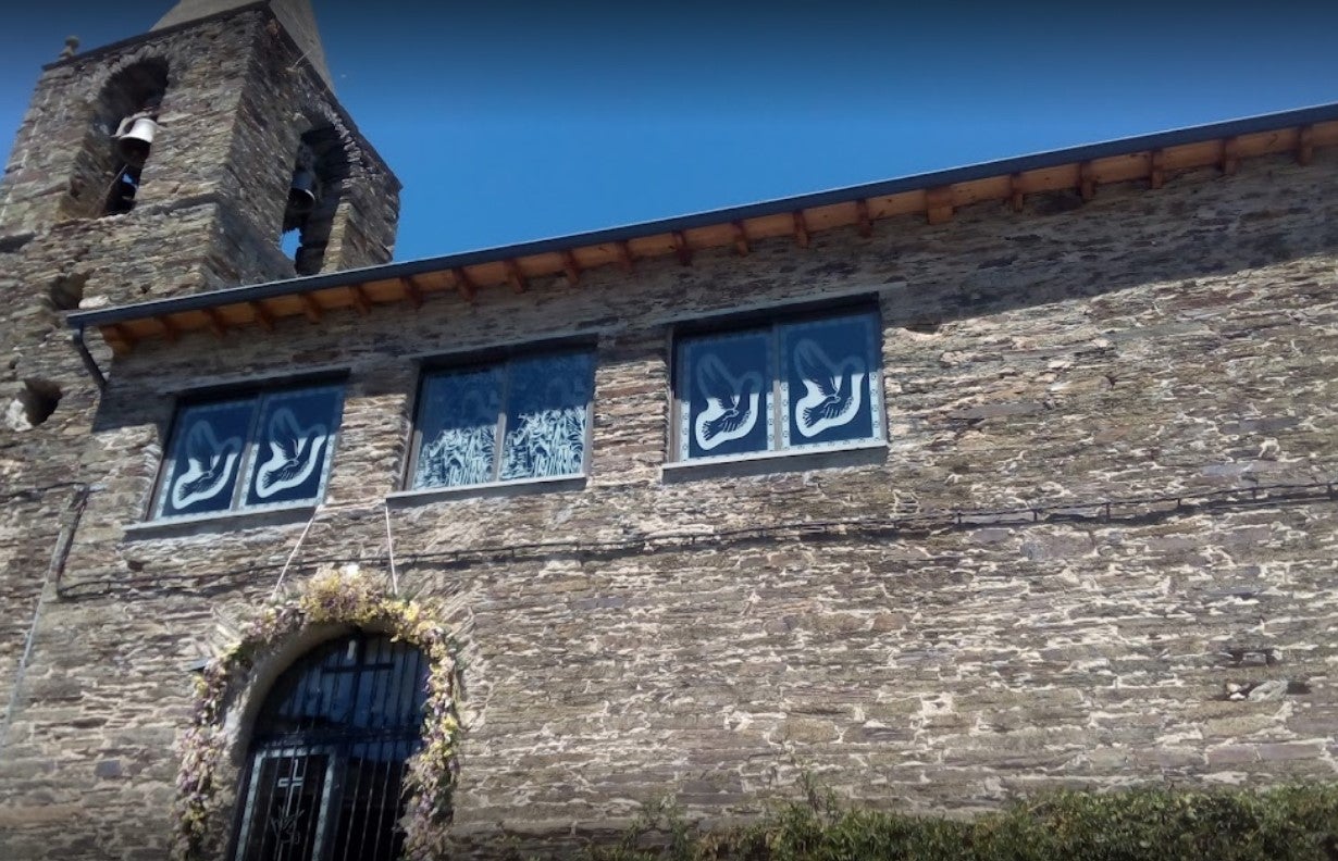 Imagen de la iglesia parroquial Nuestra Señora del Rosario, en La Baña.