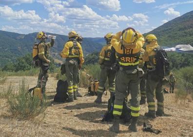 Imagen secundaria 1 - Extinción del fuego de Boca de Huérgano.